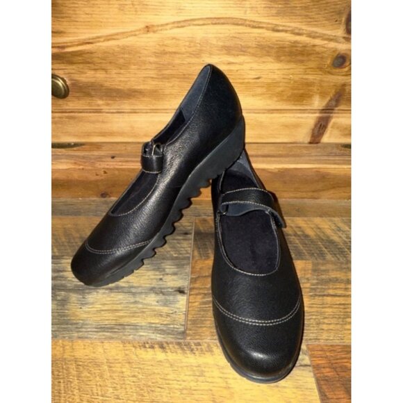 MUNRO American Extra Light Walking Wedge Mary Jane Leather Shoes Size 10N - Picture 1 of 11